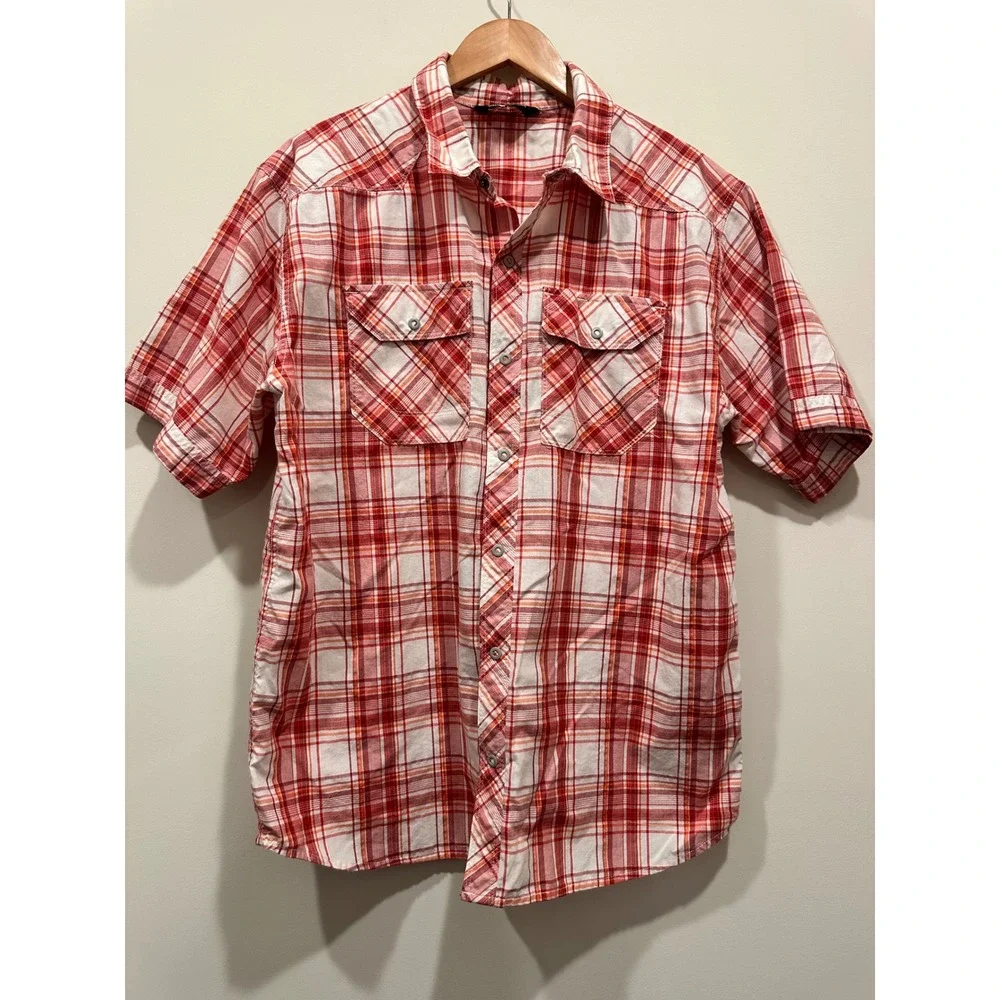 The North Face Mens Red Plaid Short Sleeve Button Up Hiking Shirt Large